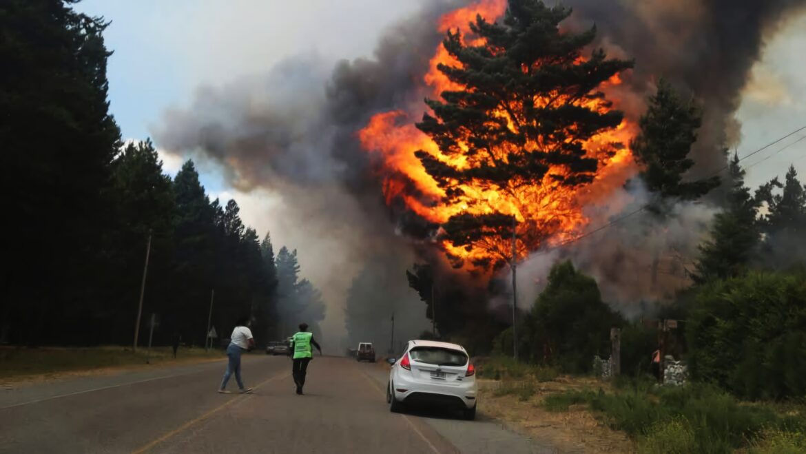 El fuego ataca de nuevo en la Cordi chubutense